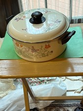 Vintage General Housewares Corp? Floral Pattern Enamelware 10