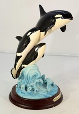 Vivian Collection Vintage 1996 Orcas (Killer Whales) Jumping Out Of Water 8.5” picture