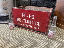 Wooden Soda Crate & Bottles Hi Ho Bottling Plymouth Wisconsin Box 7 Oz Club Size picture