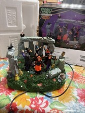 2007 Retired Lemax 418661 Spooky Town Collection “Witches' Coven” Tested/works picture