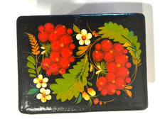 VTG Ukrainian Hand Painted Folk Art Lacquered Box Strawberries Cherries Foliage picture
