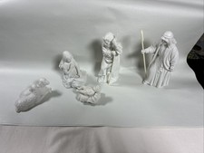 Avon Nativity Set White Bisque 5 pc. Christmas Holy Family Holiday Vintage 1981 picture