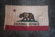 Vintage  Dettra bulldog California Republic State Flag 3x5 Cotton - Desirable  picture