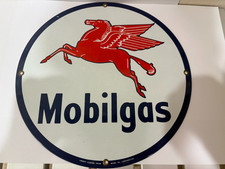 Vintage MOBIL, 11.25