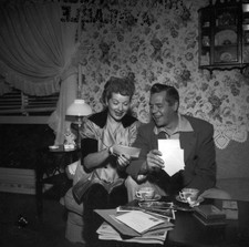 American actress Lucille Ball reads letters home husband Desi Arna- Old Photo picture