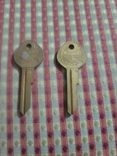 2 Vintage Old Original Antique BASCO Briggs & Stratton Milwaukee # 15 Key Uncut picture