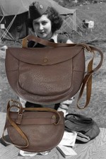 WWII US ARMY WAC TOBACCO SHADE RED BROWN LEATHER UTILITY HAND BAG & STRAP 002 picture