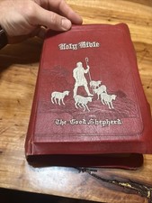 1946 Holy Bible The Good Shepherd Edition Christian Workers Christ Burgundy Red picture