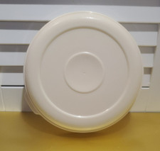 Vintage Rubbermaid #8 Round Replacement Lid Servin Saver Almond 0021 6 1/16