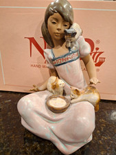 NAO by Lladró Mate 11147 