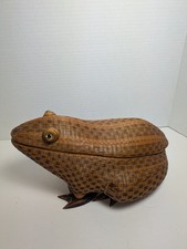 Vintage Chinese Wicker Frog Trinket Box. picture
