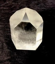 Clear Quarts Crystal Generator 1.660lb 5 1/8in 5 3/4 L  2 1/8in W we picture
