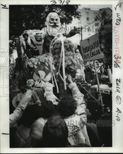 1978 Press Photo Carnival Parade- Zulu Parade Float #7 Ambassador Visits England picture
