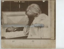 MARTIN LUTHER KING JR IN CASKET FUNERAL  ORIGINAL 1968 VINTAGE CIVIL RIGHTS picture
