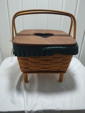 Vtg Longaberger Double Handle Picnic Tote With Lid Liner And Riser 1995 Heart picture