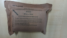 British Army Military Vintage First Aid Field Wound Dressing Dated Feb 1981 FFD picture