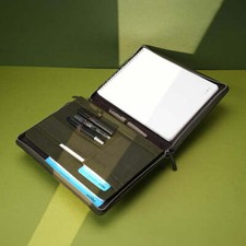 Endless Folio A4 in Green Leather - 4 Pen Slot - NEW in Box picture