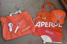 NEW RARE 7 LOT Hilary Duff The Lucky Me Tour APEROL SPRITZ HAT TOTE CHARMS FANS picture