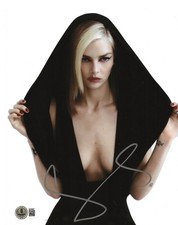 SAMARA WEAVING SIGNED AUTOGRAPHED 8x10 PHOTO ACTRESS SEXY SCREAM - BECKETT COA picture