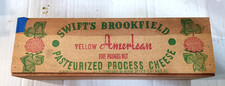 Vintage Swift’s Brookfield Yellow American Cheese Wooden Box 5 lbs. picture