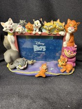Disney Pets 5x7 3-D Picture Frame Cats Cheshire Disney World picture