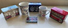 Mind the Gap Mug London Town Vase God Save The Queen Tea Tins London Underground picture