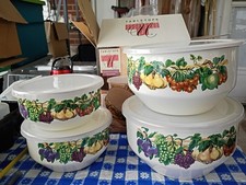 NEW Tabletops Unlimited Garden 8pc. Mixing Bowl Set with Plastic Lids picture