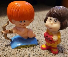 💥 Vtg Russ Berries 70s Valentine's Figurine cupid Plastic Figure Colorful MCM picture