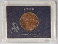 1969 Luke Coin Supply Co. Apollo 11 Footsteps on the Moon Medal picture