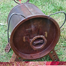 Vintage Metal Piglet Yard Art SUPER CUTE picture