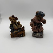 Boyds Bears Lot – Bailey Bear w/ Suitcase #2000 + Ms. Griz #2284 – 2 Figurines picture