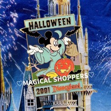 Disney Parks 2001 Disneyland Halloween Mickey Mouse Glow in the Dark Pin LE picture
