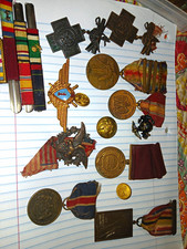 Vintage Mixed Lot Military Medals, Pins & Ribbon Bars - Militaria picture