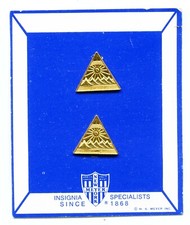 TWO PAIRS Somoza Era NICARAGUA NATIONAL GUARD Lapel Pin Badge Crest Insignia picture