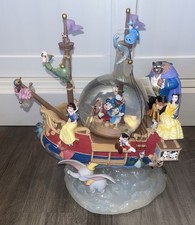 Vintage World Disney Magical Gathering Ship A Whole New World Musical Snow Globe picture