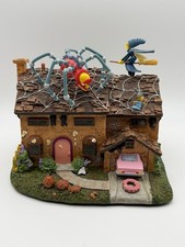 2005-06 Hawthorne Village Simpsons Halloween The Simpsons Family Home picture