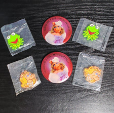 Vintage 1980s Hallmark Muppets Pin & Button NOS Lot (6 Pcs) picture