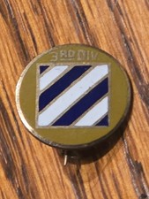 Original WW1 US Army 3rd Division Veteran's Pin picture