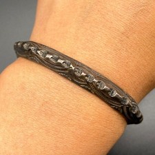 Vintage Navajo Native Hand Stampwork Carinated Silver Bracelet Cuff 6-1/2