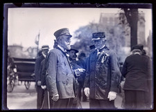 Antique 1910's GLASS NEGATIVE Civil War Veterans Decoration Day Parade Memorial picture