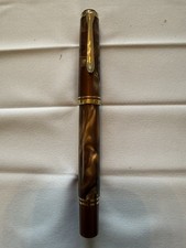 Pelikan Souveran M800 Grand Place Special Edition with 24k Gold Trim picture