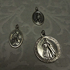 Vintage Italian Catholic Religious Medal Lot St Peregrine Guardian Angel St Jose picture