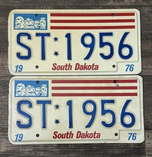 Attention 1956 Collectors-pair Of 1976 License plates-featuring “1956” 🔥🔥 picture