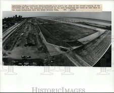 1983 Press Photo Cleveland 500 auto race with city skyline in background picture