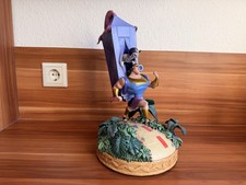 Disney Emperors New Groove 25th Anniversary Yzma Kronk Figure Light Up RARE picture