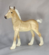 Breyer Vintage Club 2026 Phoebe Gypsy Vanner Foal Free Standing - W/O Base Rhemi picture