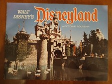 Vintage Walt Disney's Disneyland - A Pictorial Souvenir 1974  Edition - Nice picture
