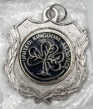 UNITED KINGDOM ALLIANCE UKA IRISH DANCE SHAMROCK MEDAL SHIELD NOS VINTAGE picture