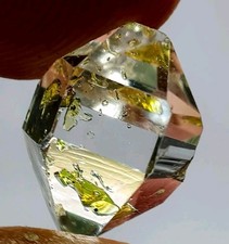 Petroleum Enhydro Quartz Crystal Having Good Luster & Beautiful Growth-Pak picture