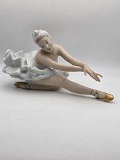 Vintage Wallendorf Germany Ballerina Dancer Porcelain Figurine Statue *Damage* picture